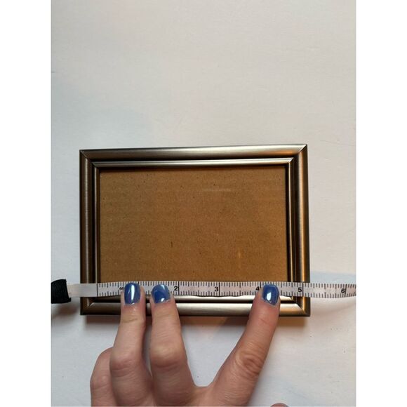 Fetco Silver Toned Small Metal Frame 4.75”x 3.25” Picture Frame - Picture 1 of 10